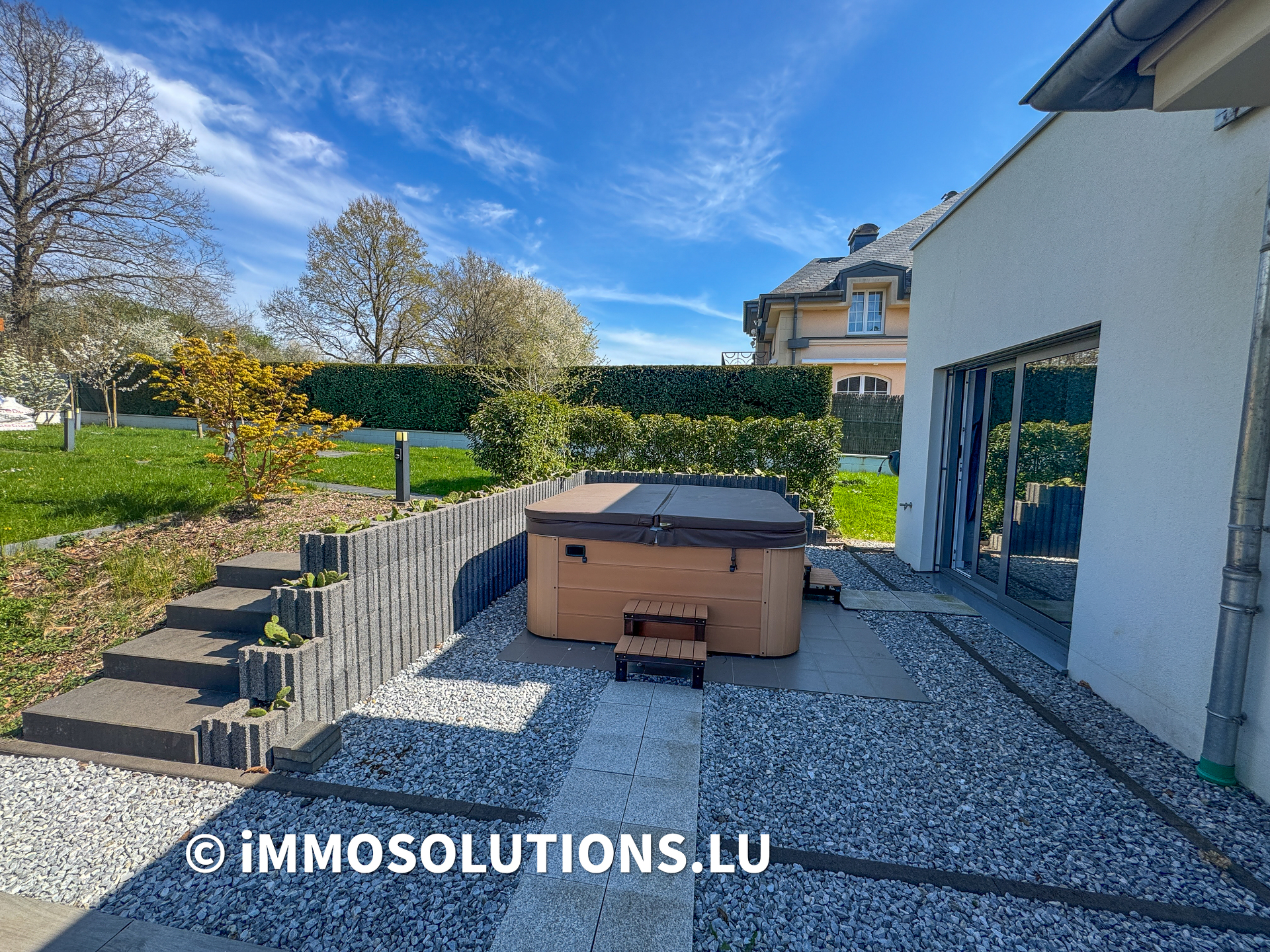 Maison — Hesperange · 636 m² - photo 23